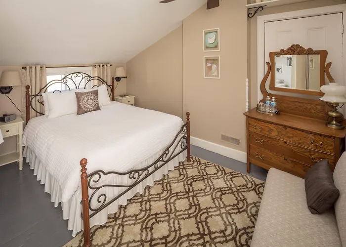 Aldrich Bed & Breakfast