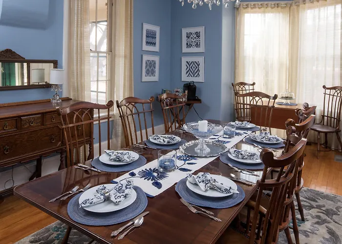 Aldrich Bed & Breakfast 4*